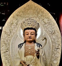 《大千世界》深渊BOSS特点分析（探究尼德霍格之子的攻击方式、弱点和奖励）
